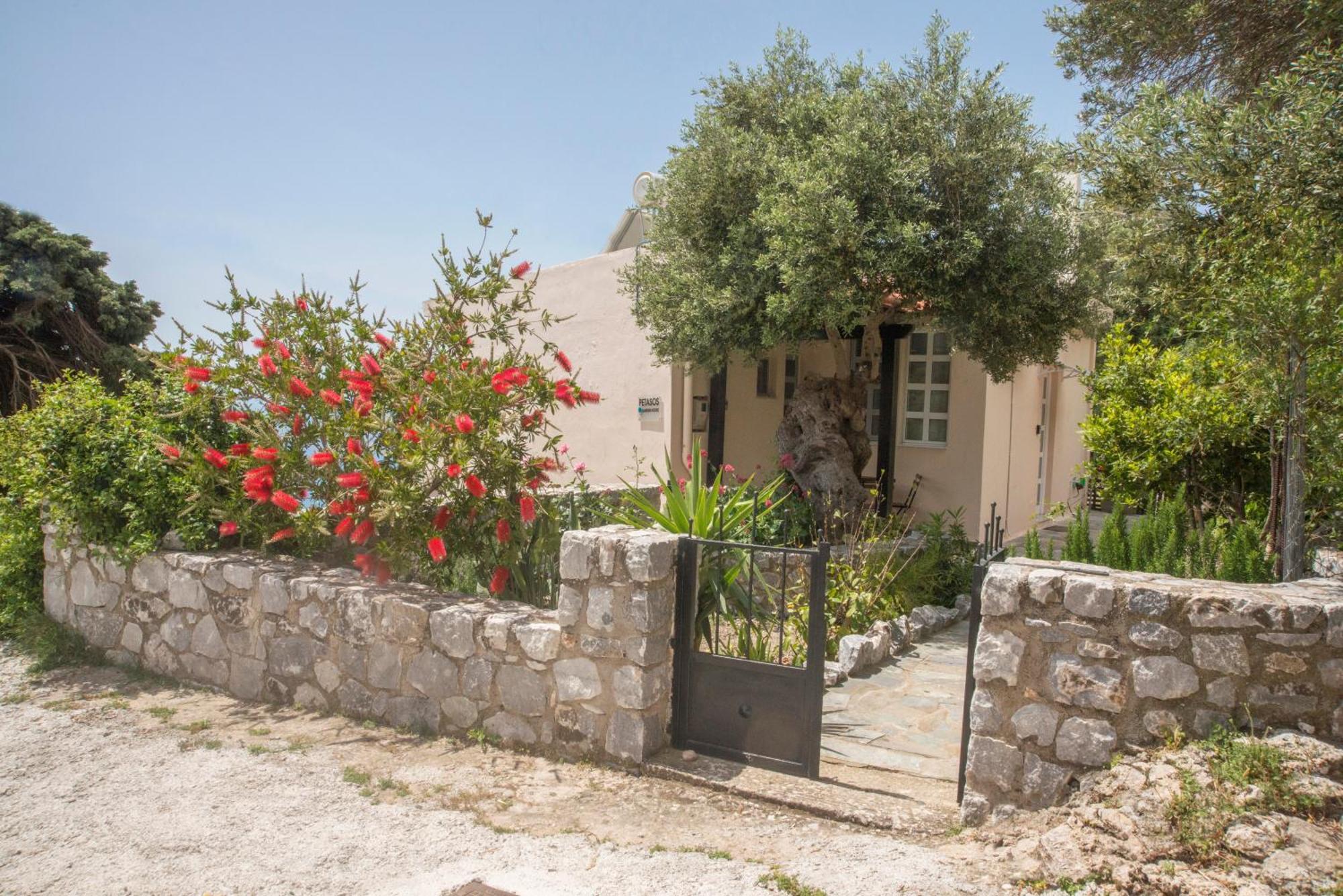 Villa Petasos House - Garden - Sea View Sellía Esterno foto